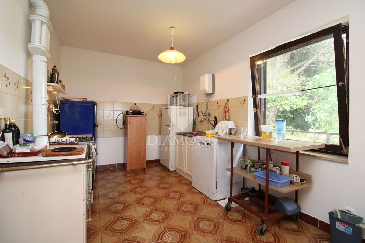 Labin, dintorni, casa bifamiliare con vista mare