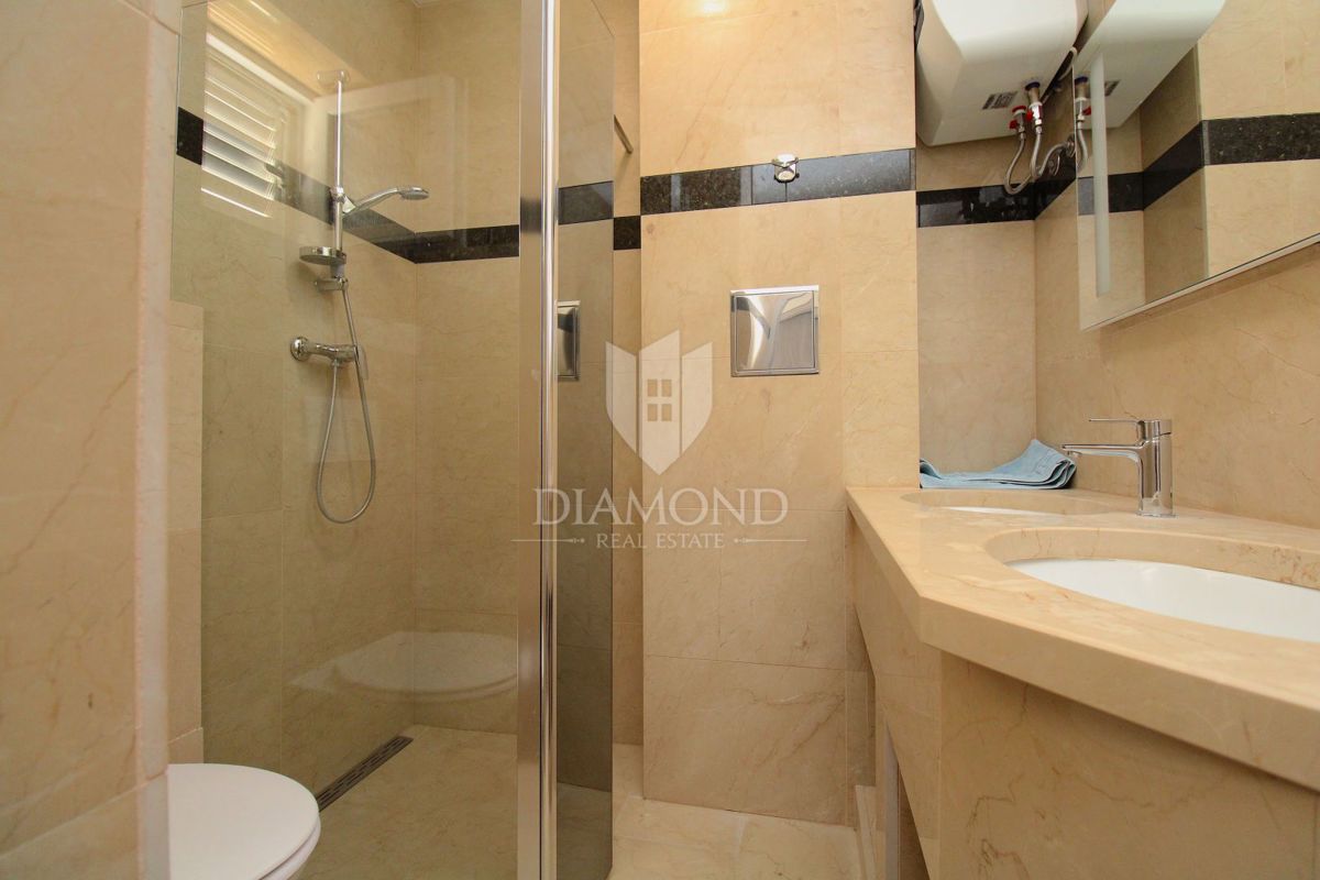 Palazzina con una bellissima vista sul mare 