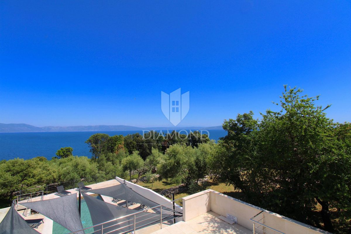 Palazzina con una bellissima vista sul mare 