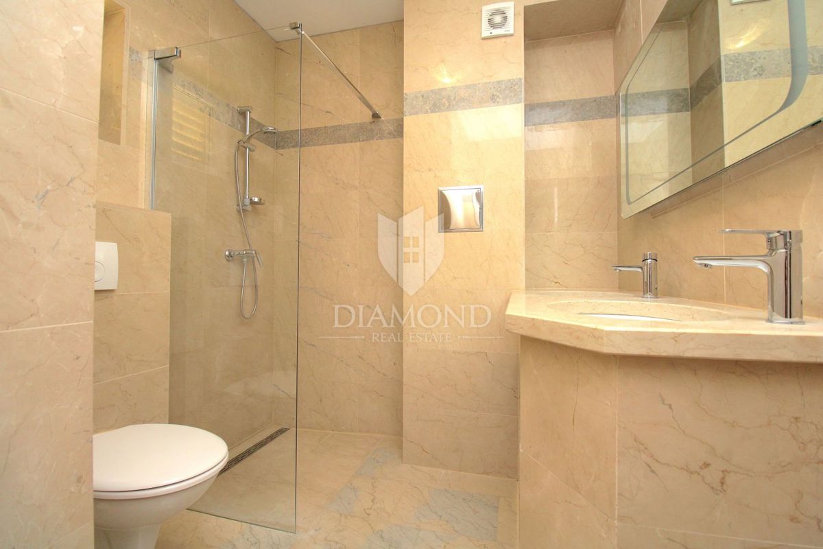 Palazzina con una bellissima vista sul mare 