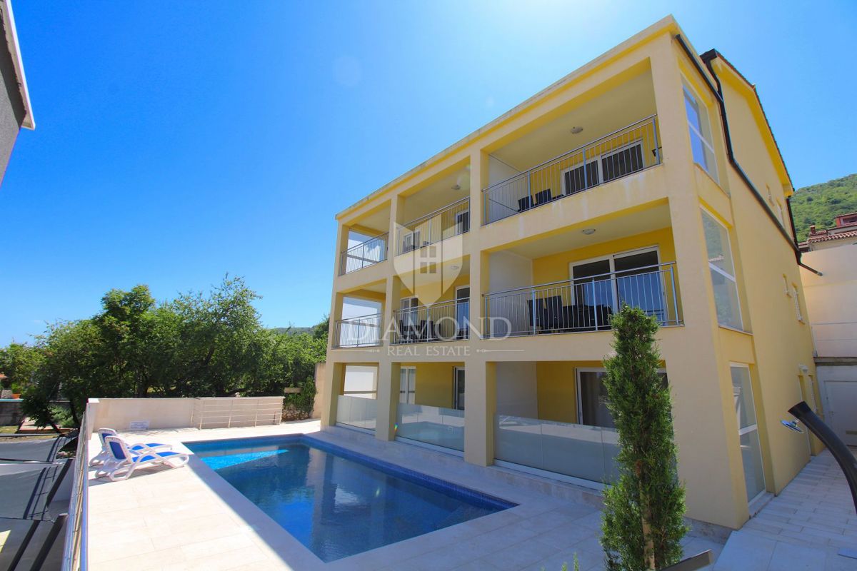 Palazzina con una bellissima vista sul mare 