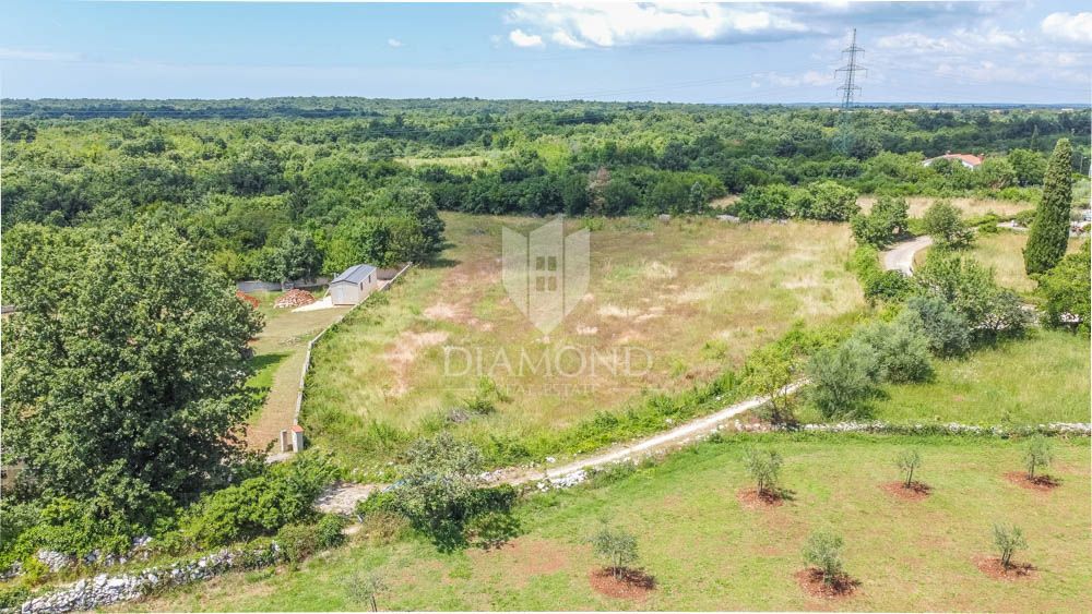 Terreno con permesso di costruzione nei pressi di Dignano! 