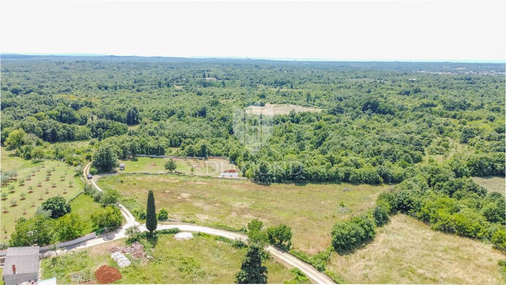 Terreno con permesso di costruzione nei pressi di Dignano! 