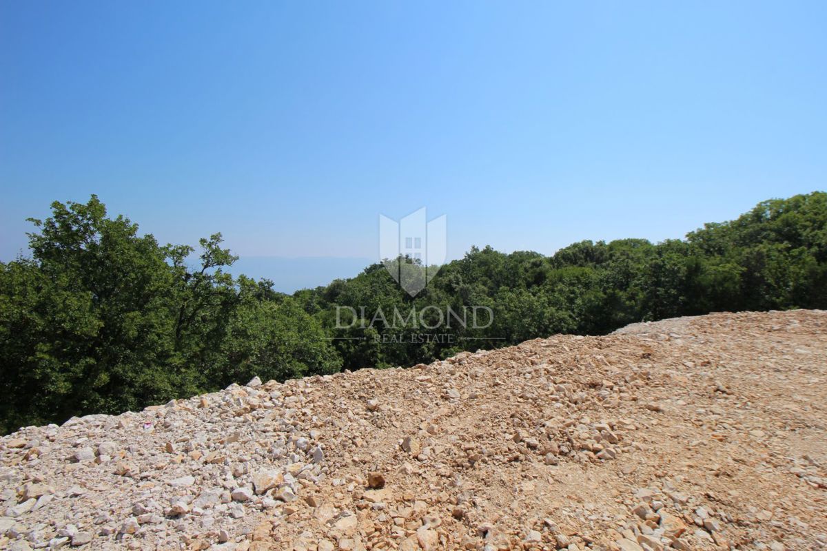 Labin, Rabac, terreno edificabile con vista mare
