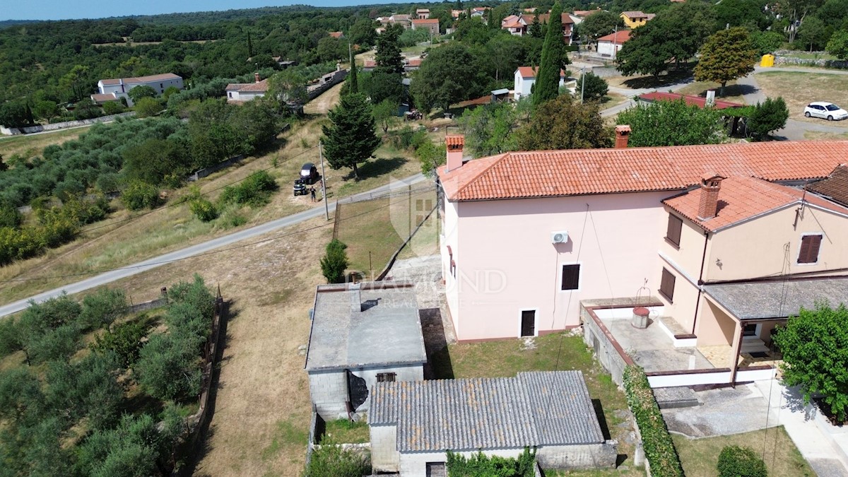 Barban, dintorni, casa con vista libera sul mare 