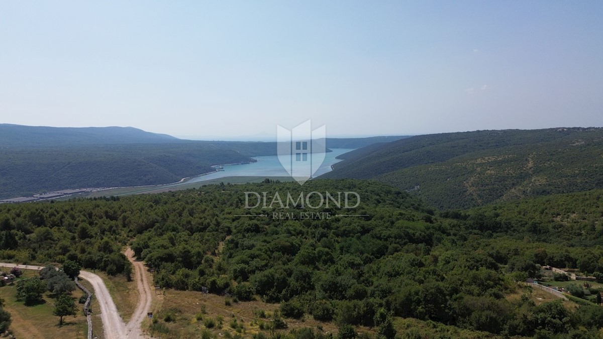 Barban, dintorni, casa con vista libera sul mare 