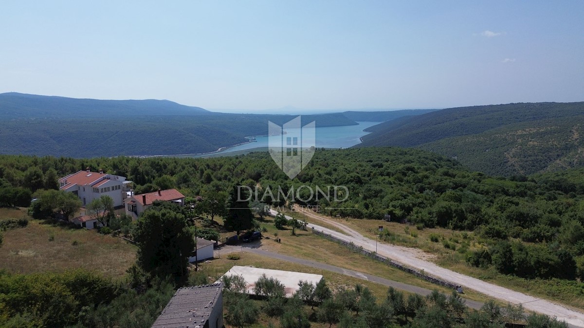 Barban, dintorni, casa con vista libera sul mare 