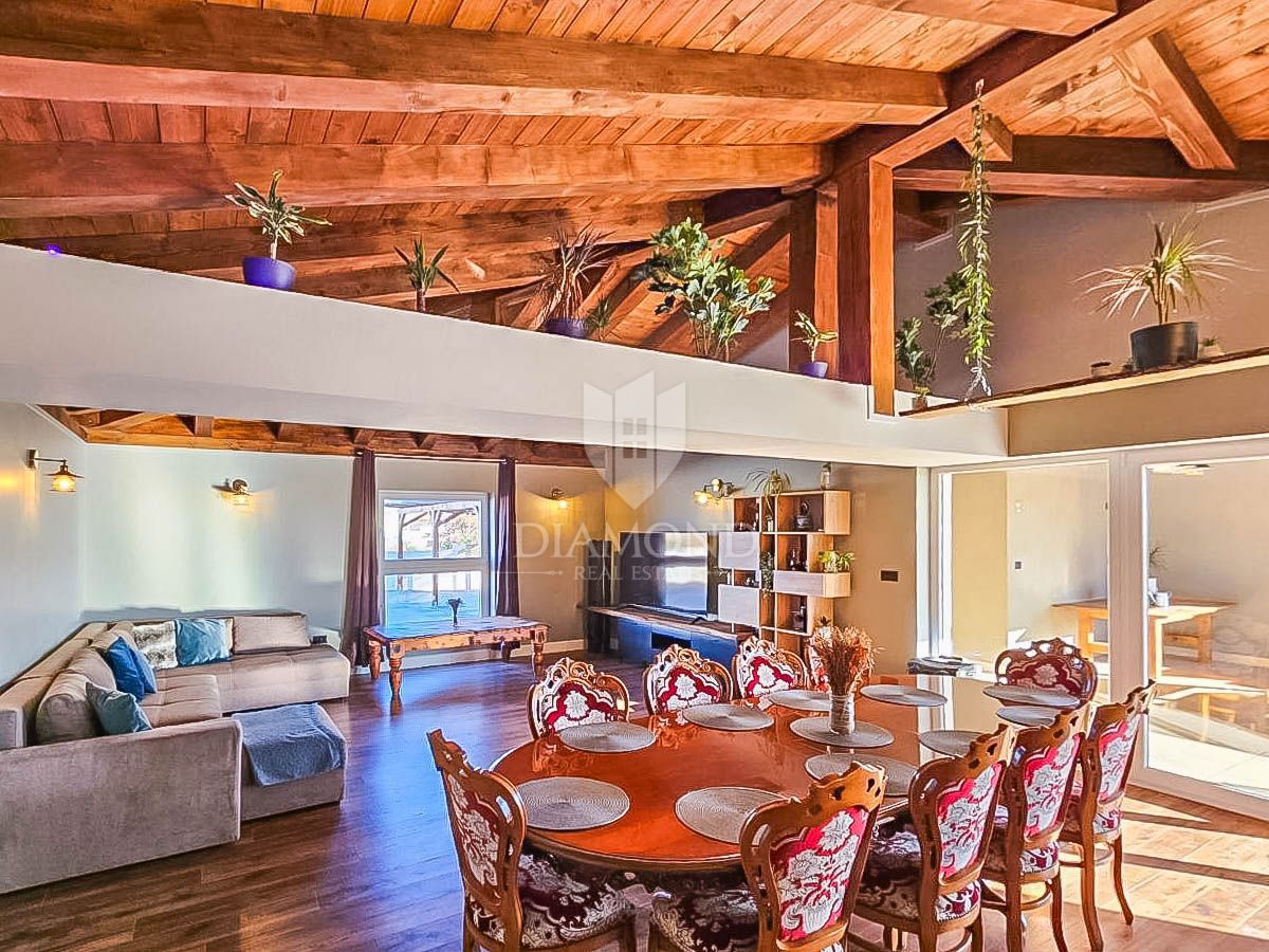 Casa Štokovci, Svetvinčenat, 248m2