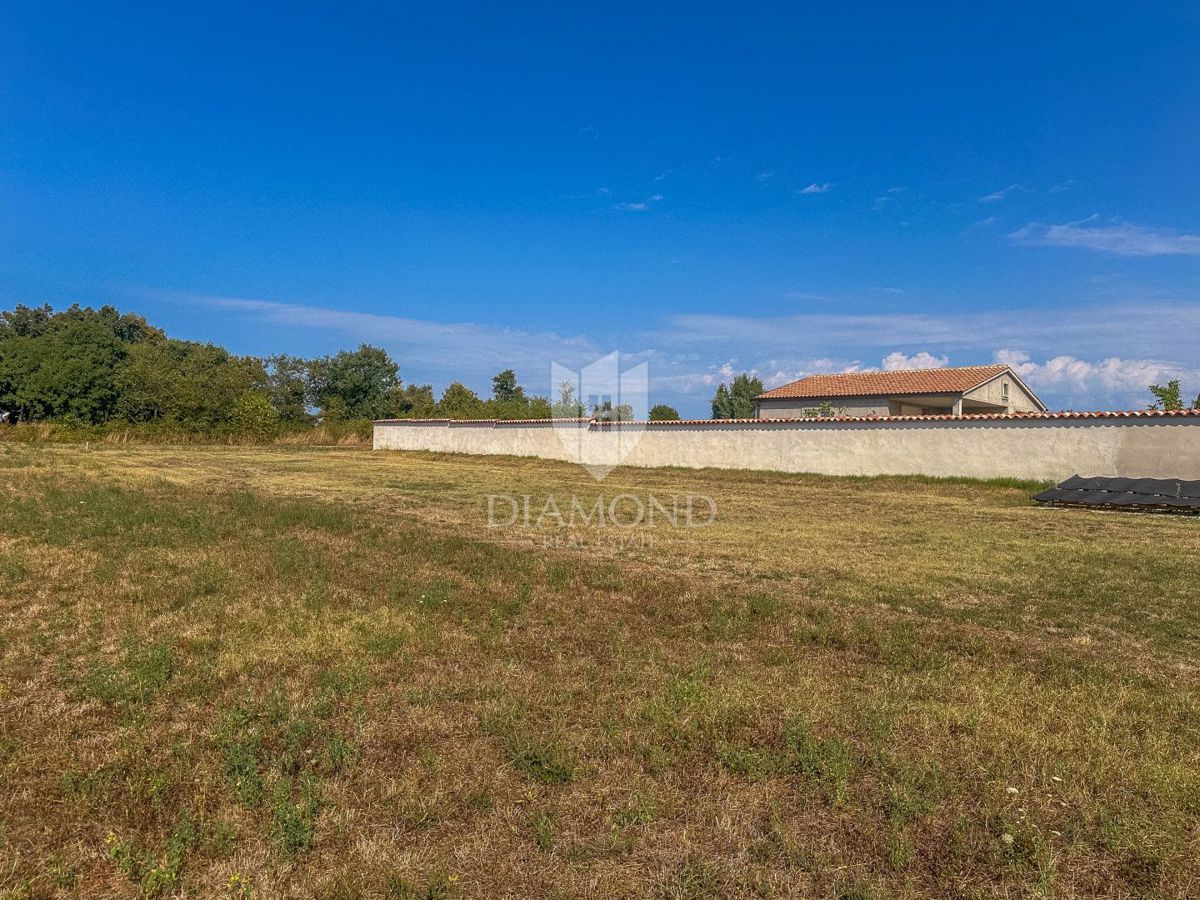 Istria centrale, Terreno con permesso di costruire