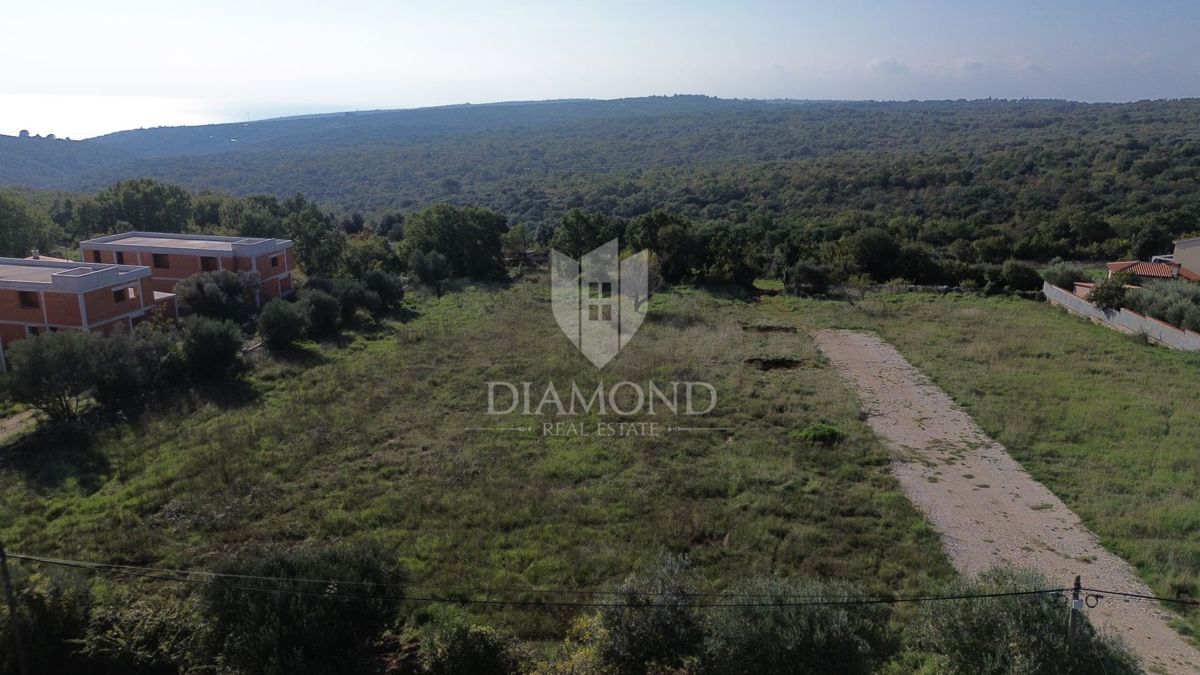 Marčana, ottimo terreno con vista sul mare