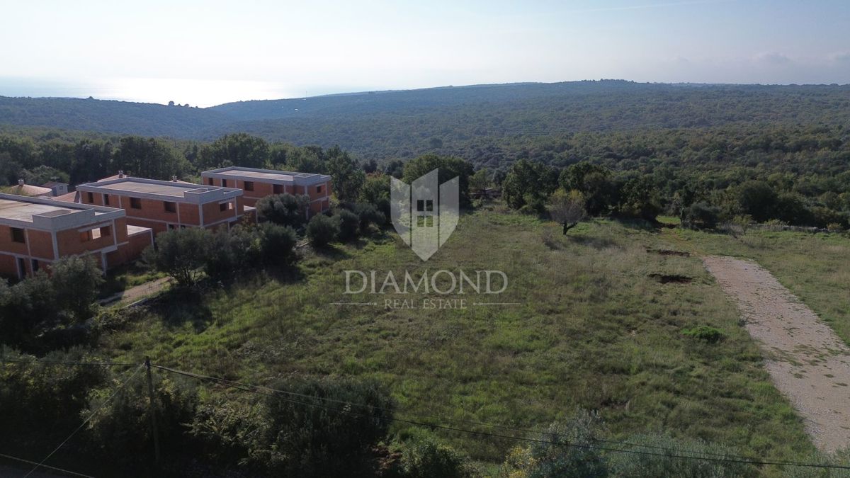 Marčana, ottimo terreno con vista sul mare