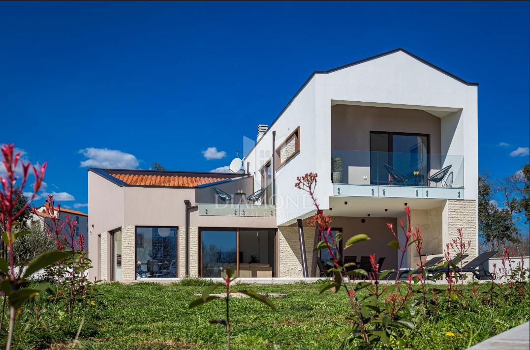 Una casa vacanza perfetta con vista sul mare, vicino a Krnica! 