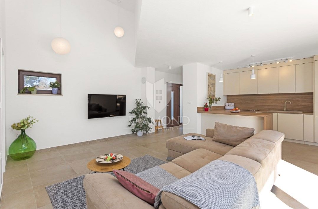 Una casa vacanza perfetta con vista sul mare, vicino a Krnica! 