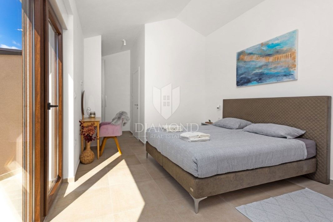 Una casa vacanza perfetta con vista sul mare, vicino a Krnica! 