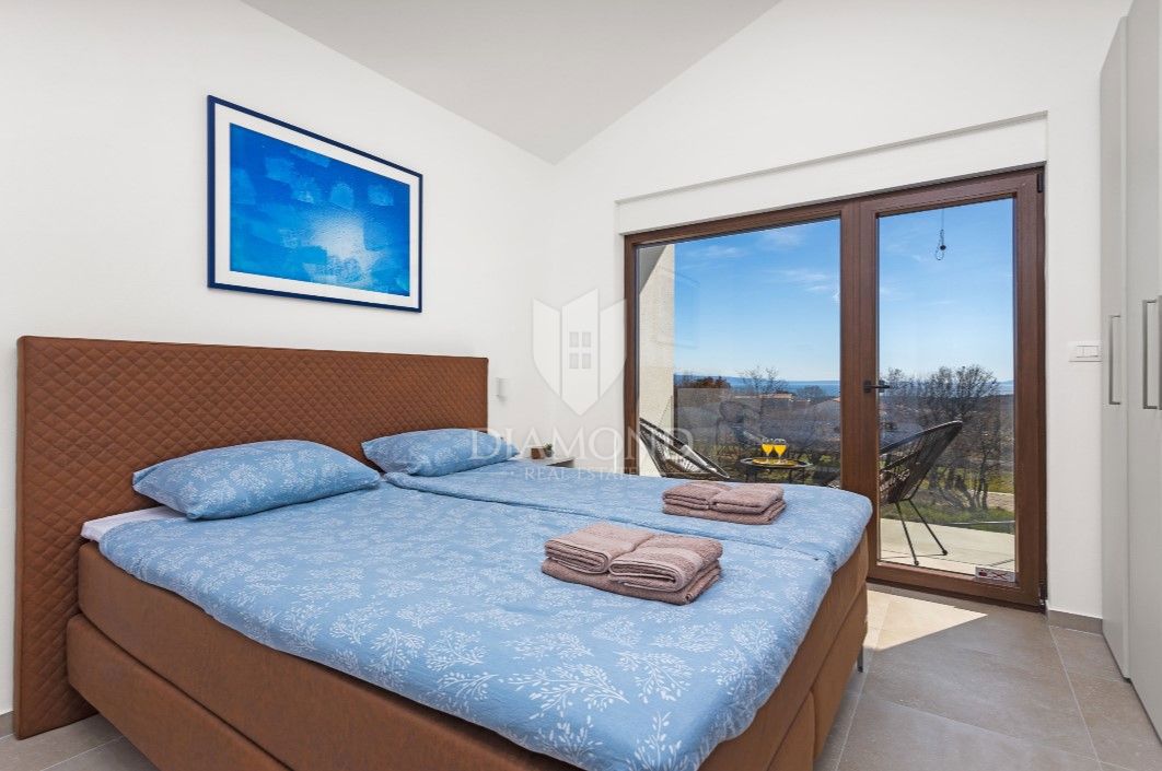 Una casa vacanza perfetta con vista sul mare, vicino a Krnica! 