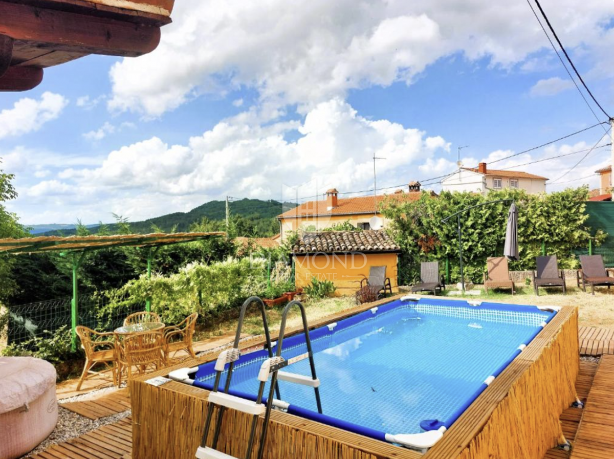 Casa in affitto nel centro di Karojba