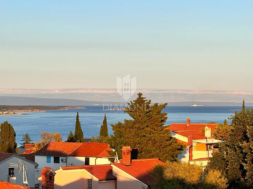 Attico Premantura con vista panoramica sul mare