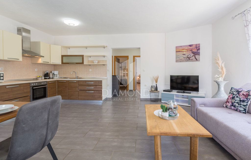 Una casa molto bella con piscina a Labin