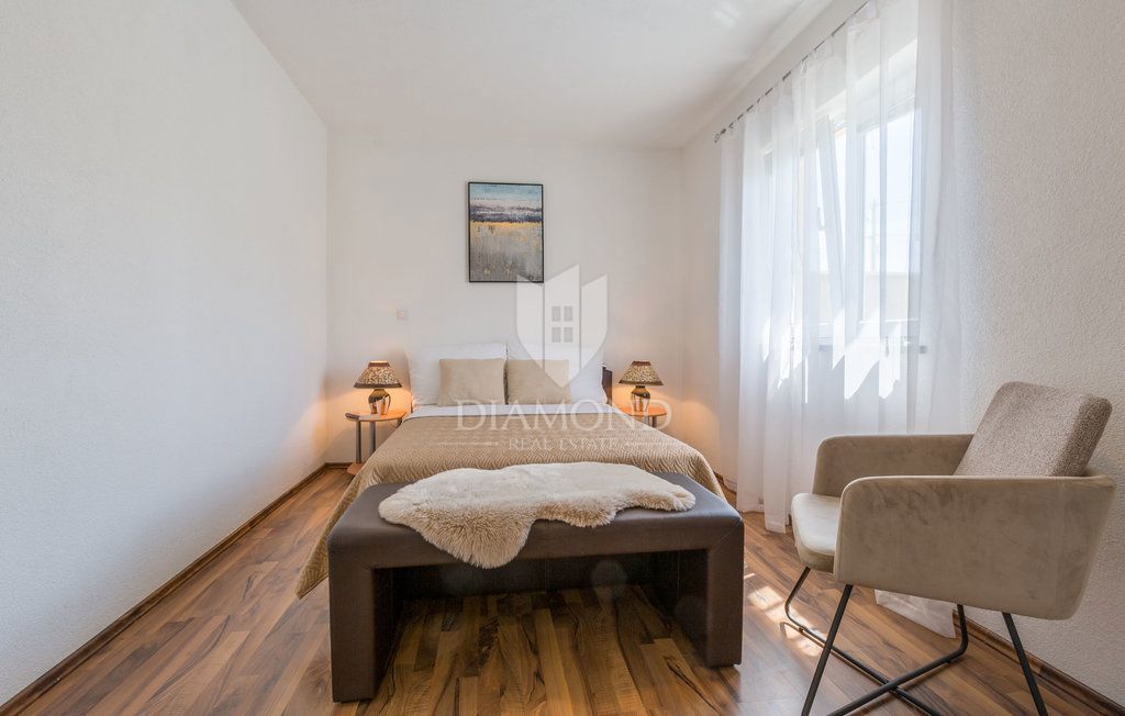 Una casa molto bella con piscina a Labin