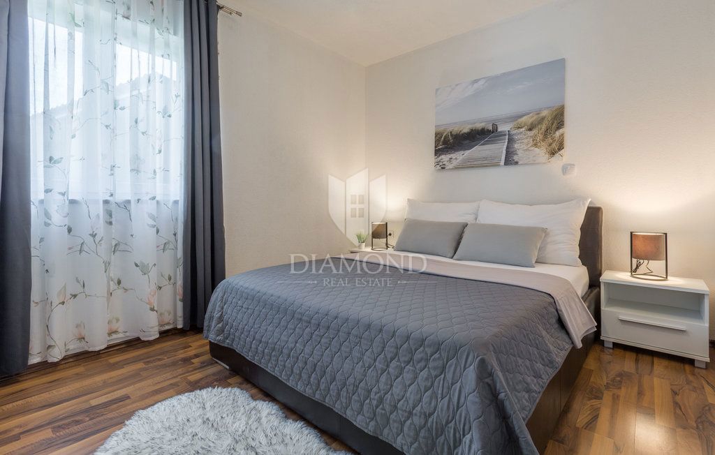 Una casa molto bella con piscina a Labin