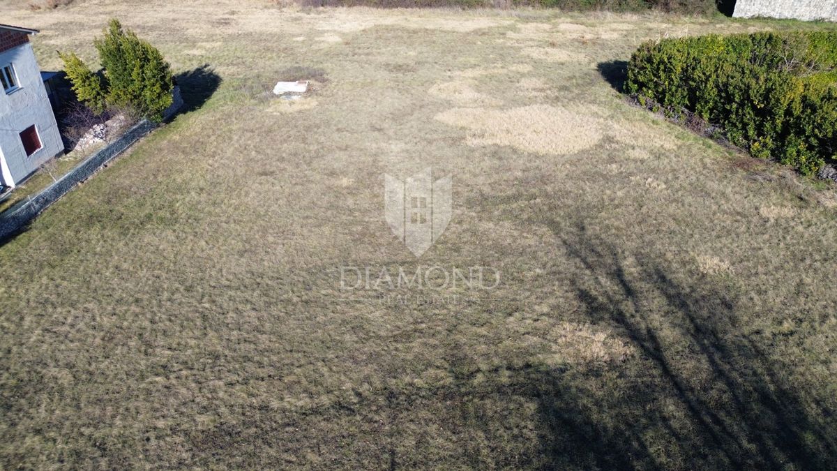 Ottimo terreno edificabile a Labin