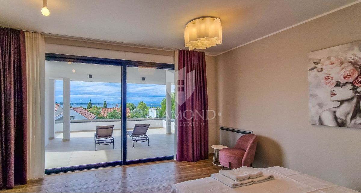 Fasana, dintorni, villa di lusso con vista, vicino alla spiaggia