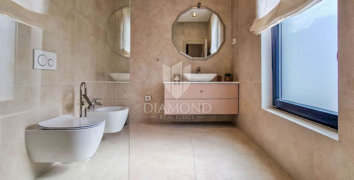 Fasana, dintorni, villa di lusso con vista, vicino alla spiaggia