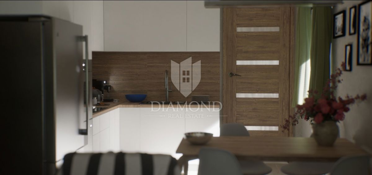 Parenzo, appartamento con terrazza sul tetto e ingresso privato