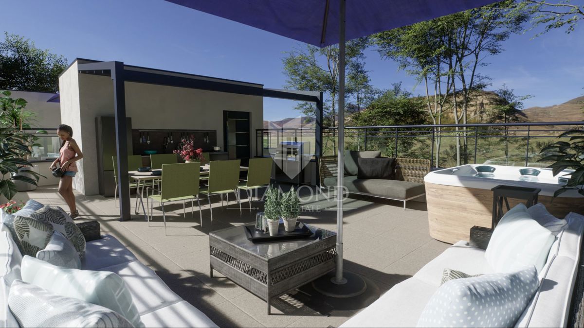 Parenzo, appartamento con terrazza sul tetto e ingresso privato