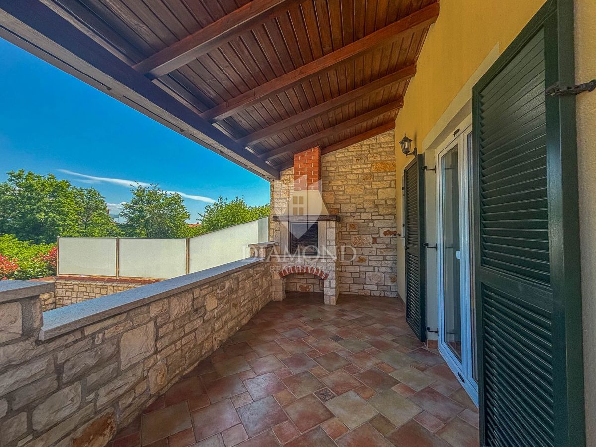 Istria, Umago, dintorni - bellissima casa con piscina vicino al mare!