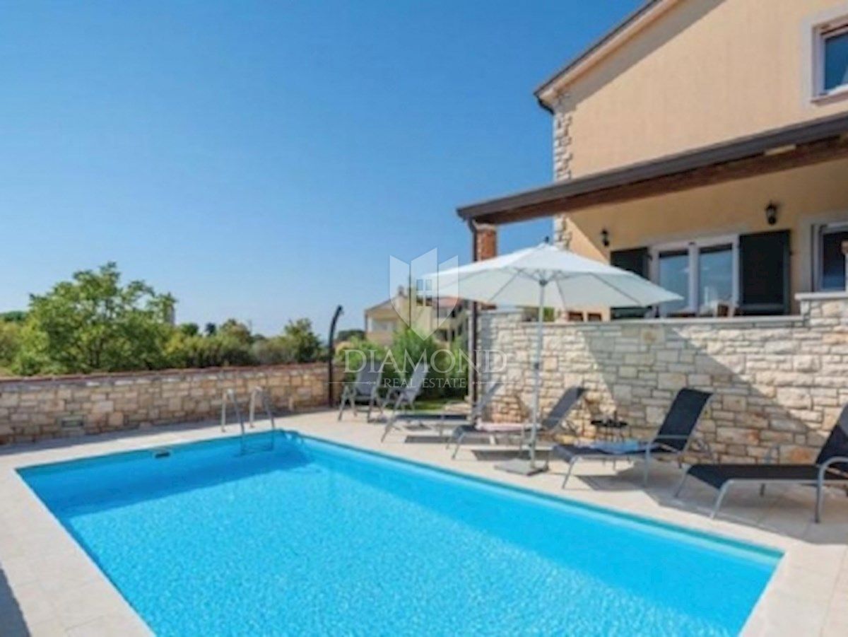 Istria, Umago, dintorni - bellissima casa con piscina vicino al mare!