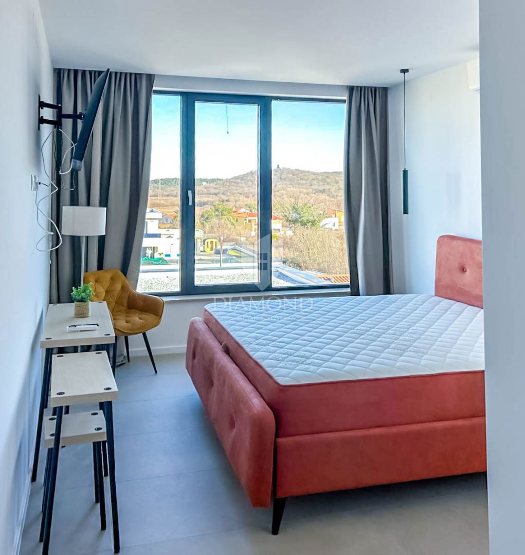 Casa lussuosa, nuova e moderna vicino a Rovigno  