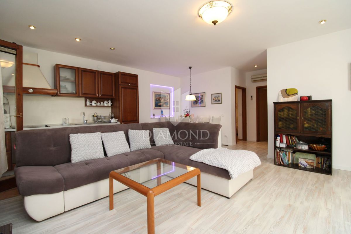 Appartamento Malinska, Malinska-Dubašnica, 72m2