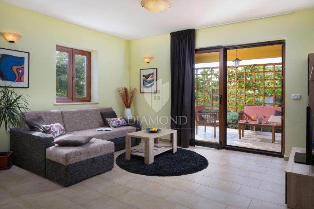 Casa in ottima posizione, vicino ad Albona