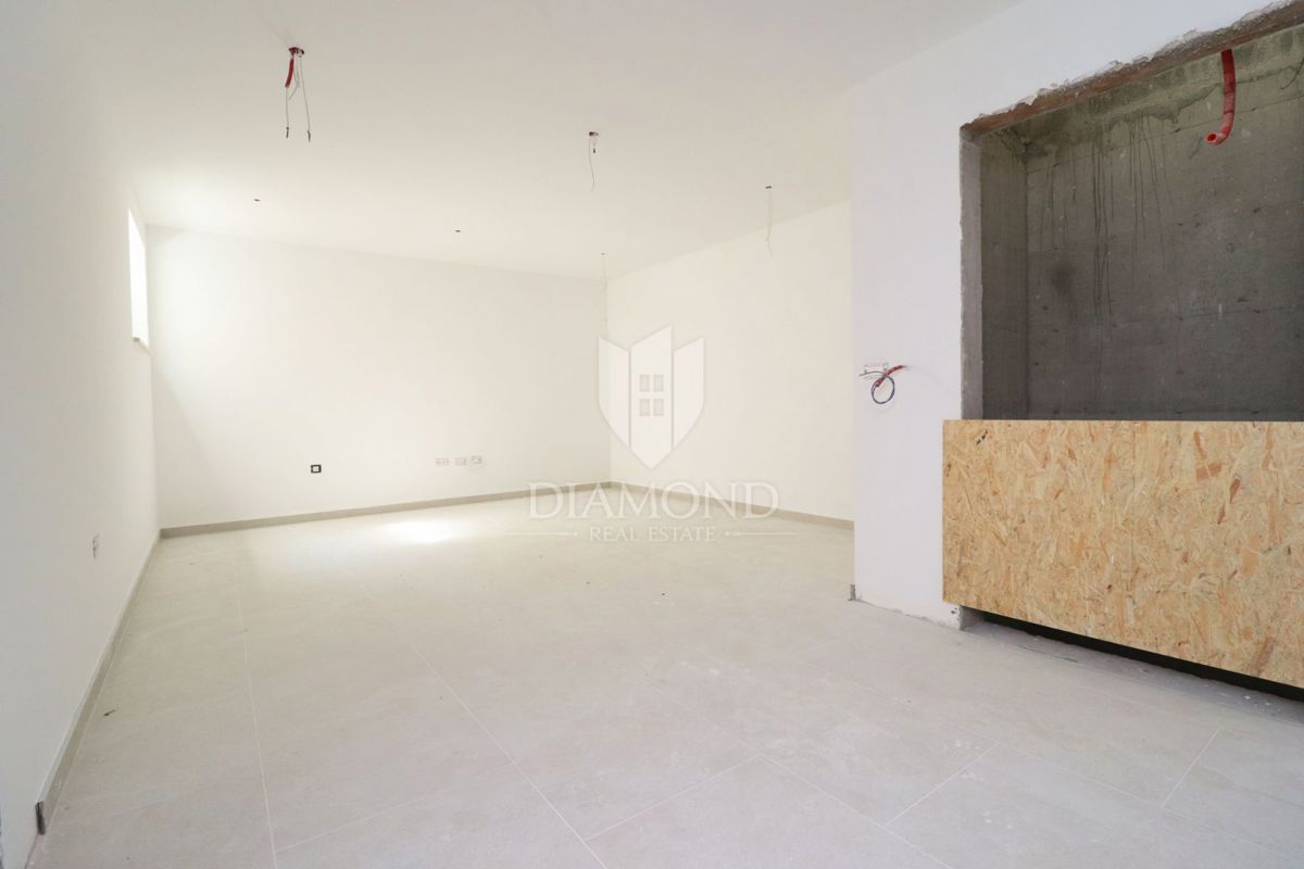 Parenzo, villa prestigiosa a due passi dal mare