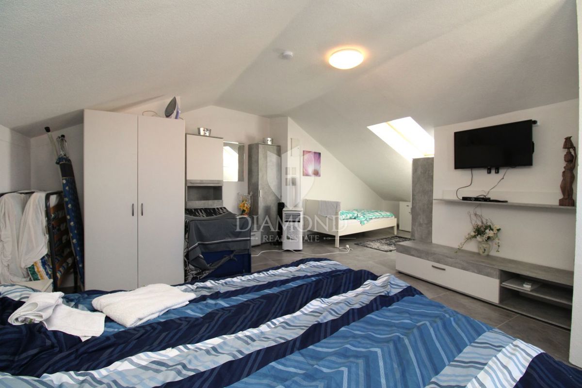 Appartamento Malinska, Malinska-Dubašnica, 73m2