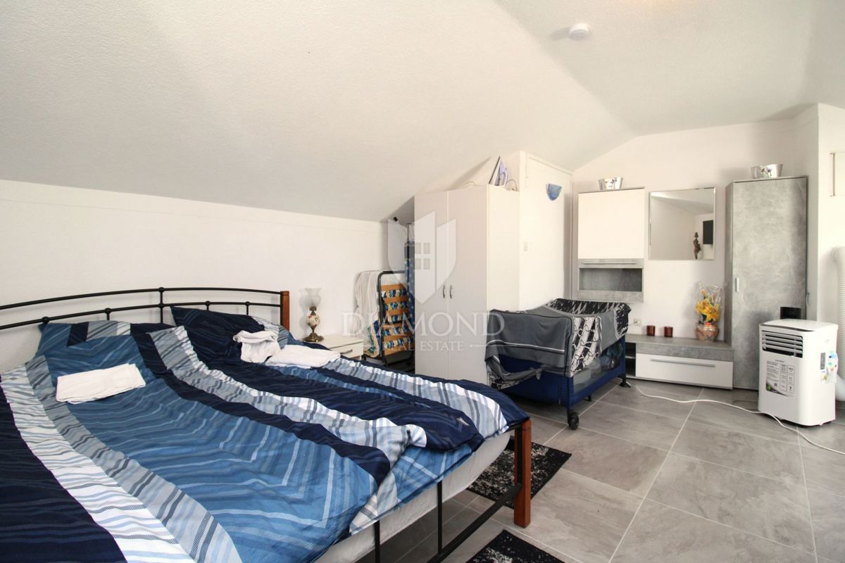 Appartamento Malinska, Malinska-Dubašnica, 73m2