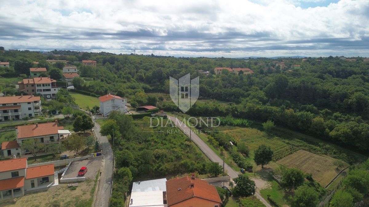 Labin, terreno edificabile in ottima posizione