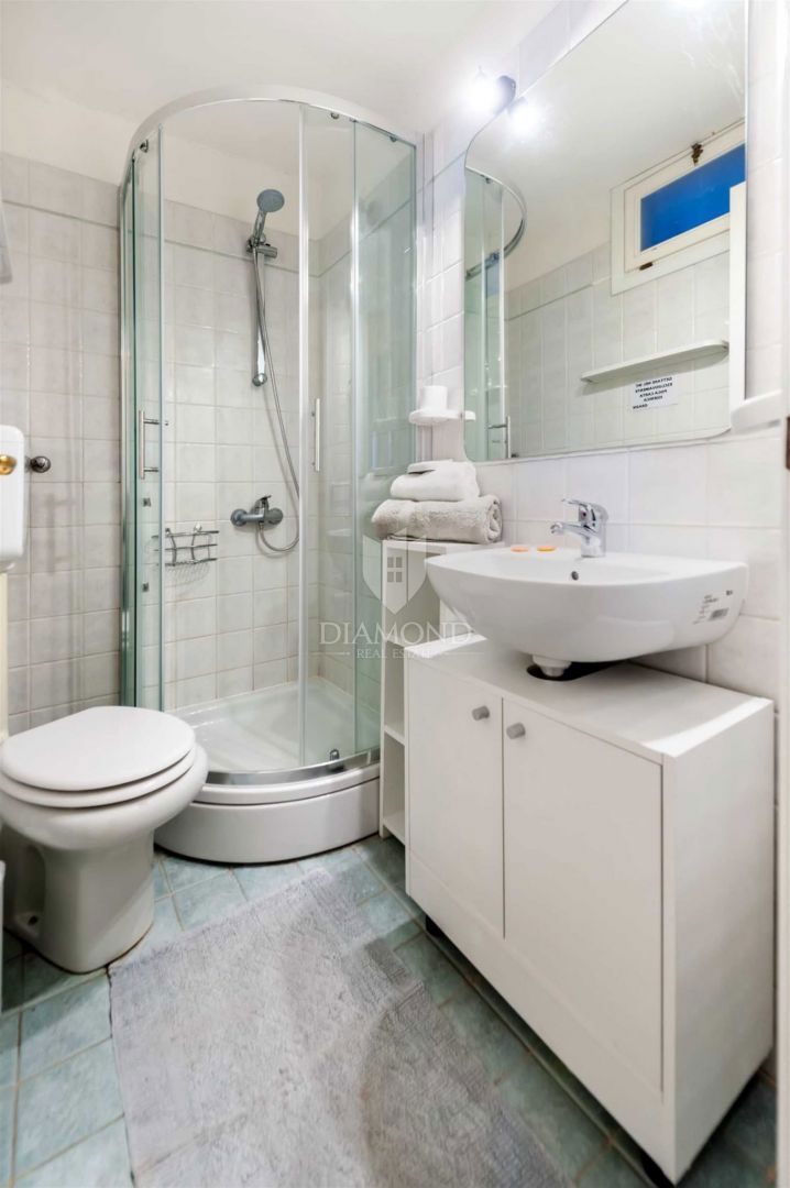 Appartamento in ottima posizione con vista mare, magazino