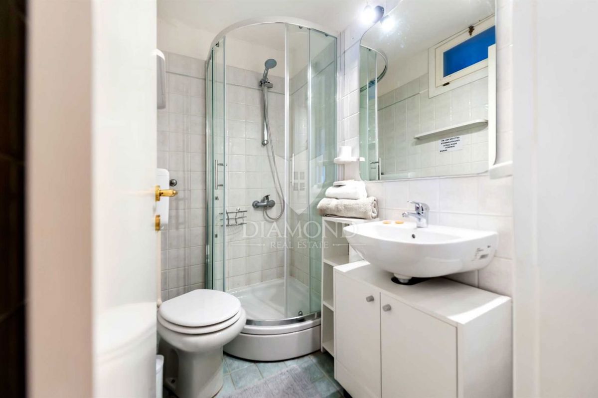 Appartamento in ottima posizione con vista mare, magazino