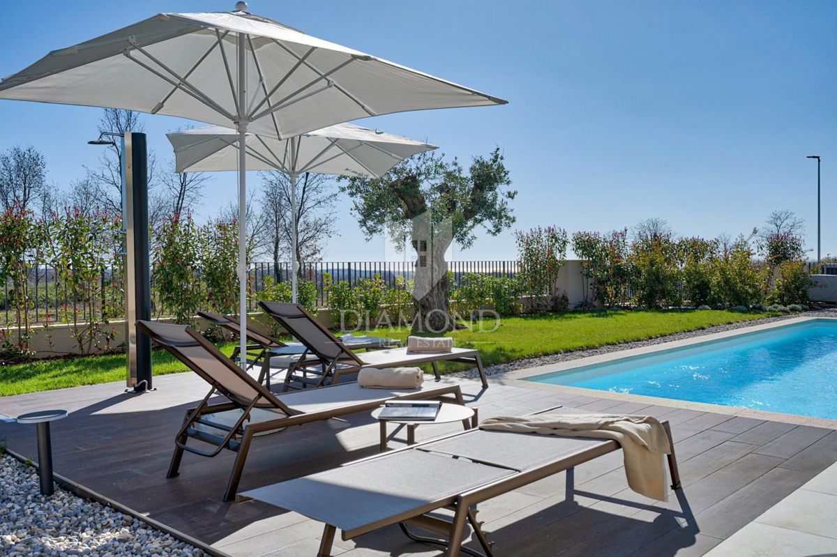 Parenzo, esclusiva villa smart home con vista aperta