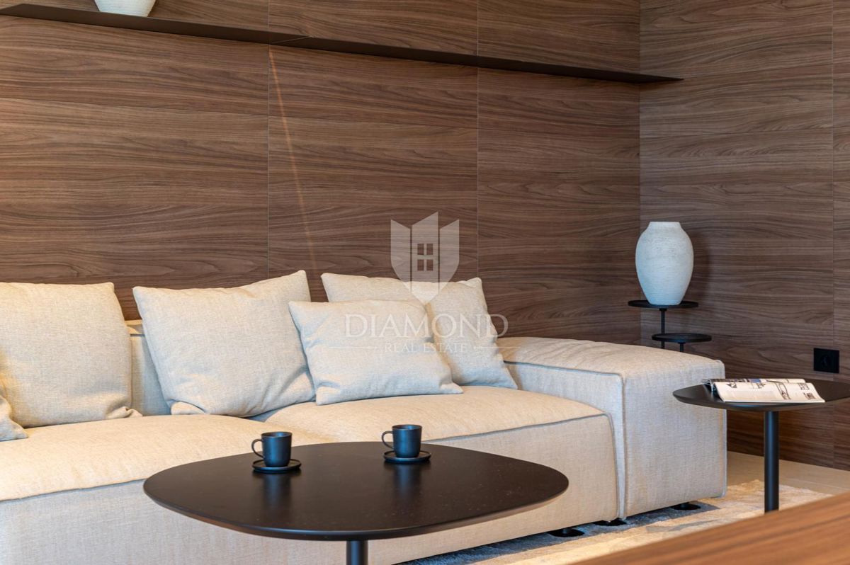 Parenzo, esclusiva villa smart home con vista aperta