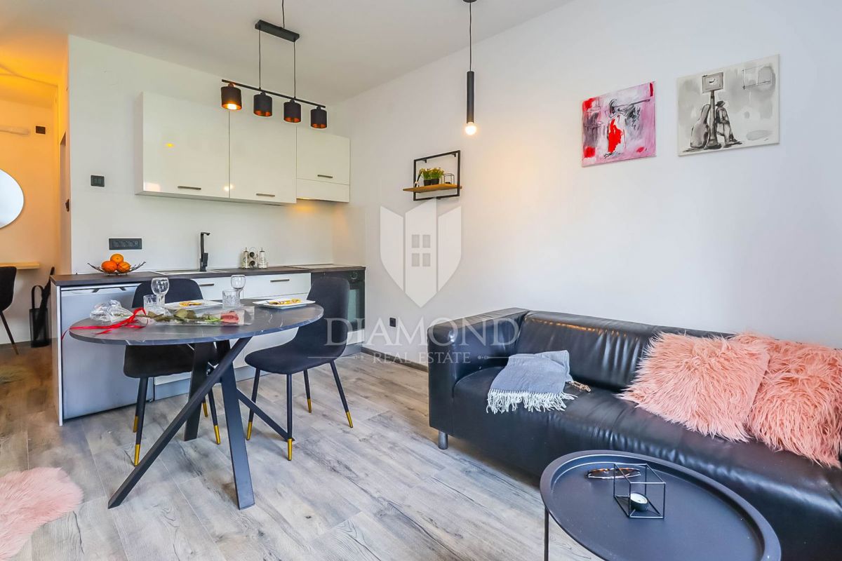 Incantevole appartamento a Rovigno in una posizione ambita