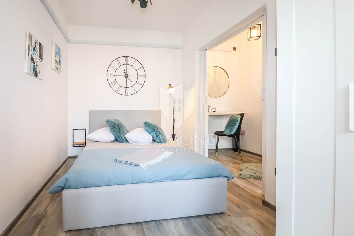 Incantevole appartamento a Rovigno in una posizione ambita