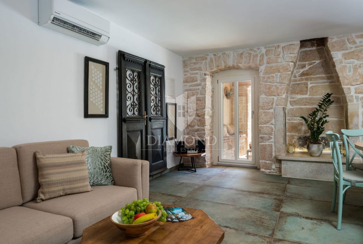 Dimora istriana ristrutturata con piscina vicino a Pola