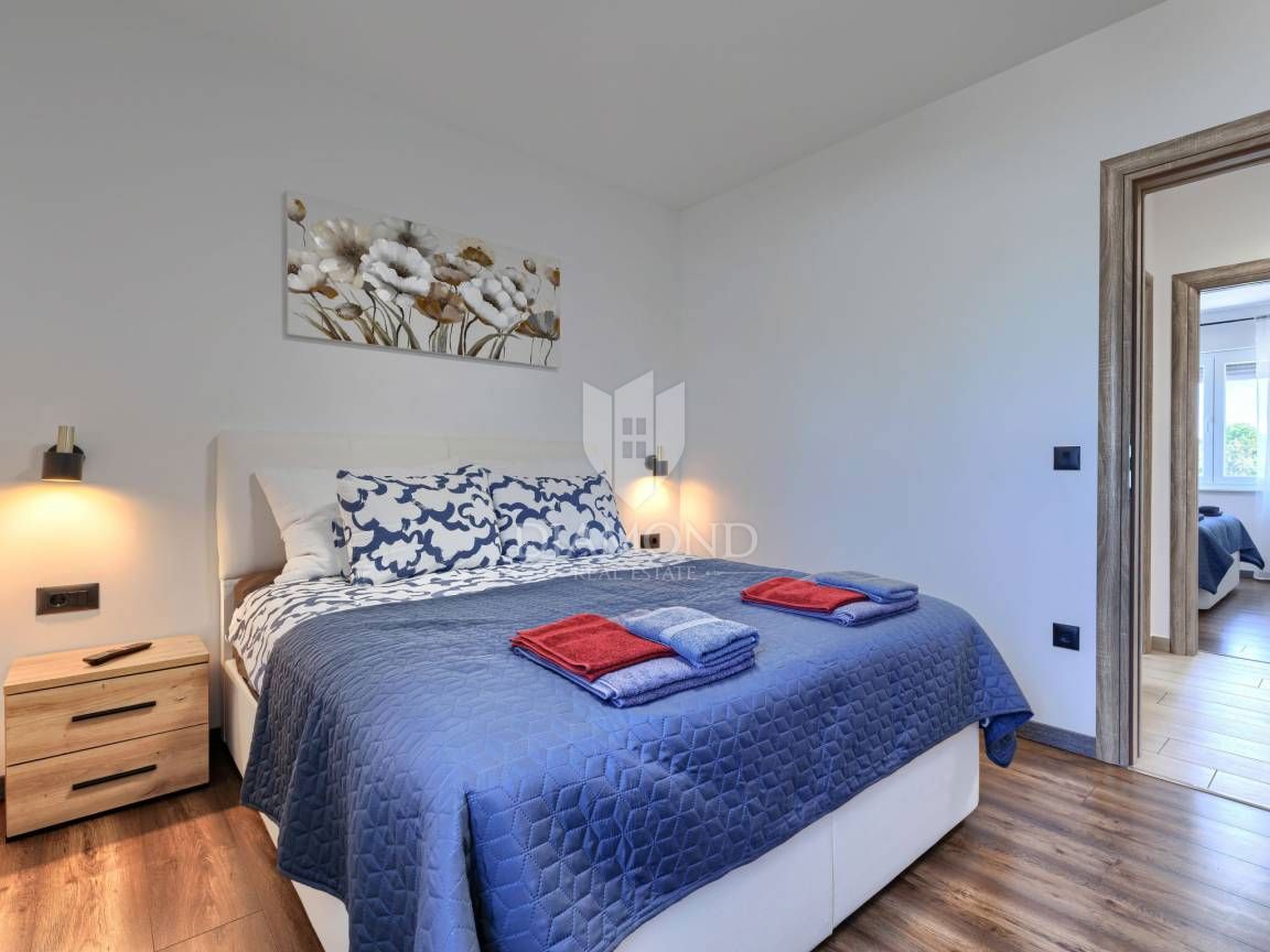 ISTRIA, LABIN, CASA CON AMPIO TERRENO EDIFICABILE