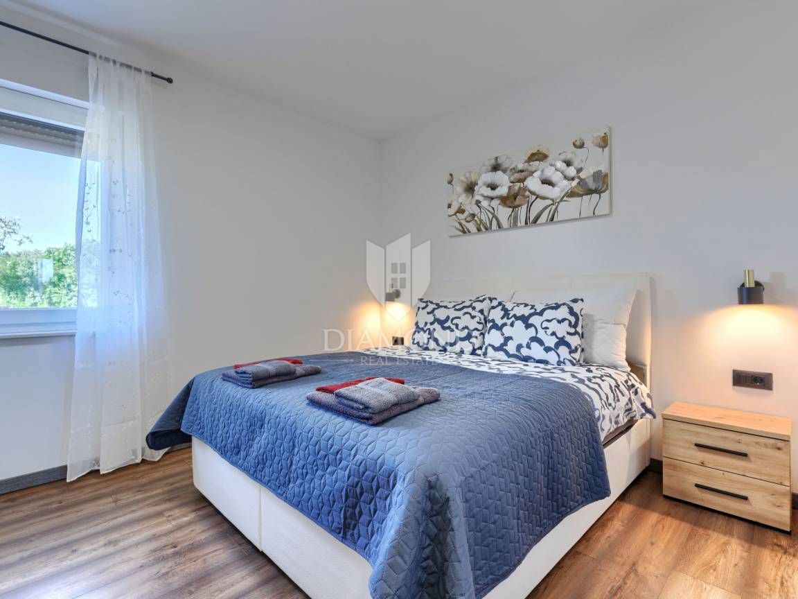 ISTRIA, LABIN, CASA CON AMPIO TERRENO EDIFICABILE