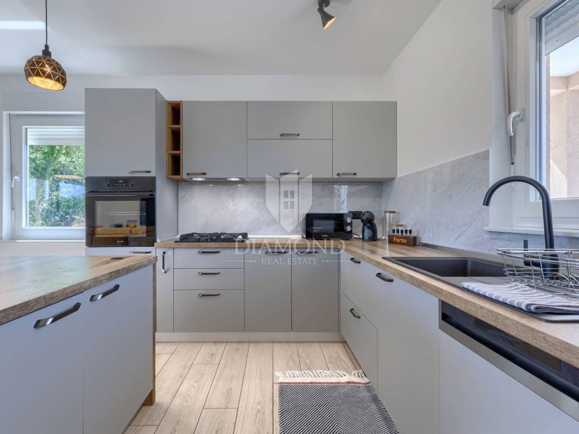 ISTRIA, LABIN, CASA CON AMPIO TERRENO EDIFICABILE