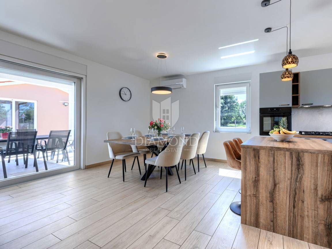 ISTRIA, LABIN, CASA CON AMPIO TERRENO EDIFICABILE