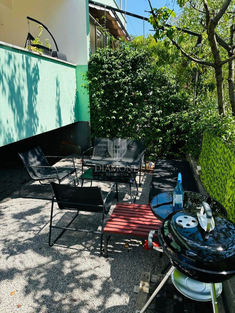 RIJEKA, VIŠKOVO, Appartamento modernamente arredato 2 camere da letto + soggiorno